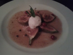 Feigen mit Himbeereis, fantastisch